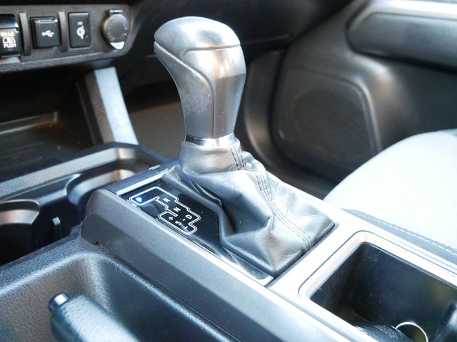 Thumbnail: 2022 Toyota Tacoma - 14