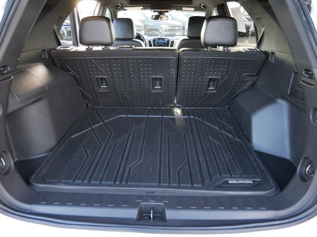 Thumbnail: 2022 Chevrolet Equinox - 5