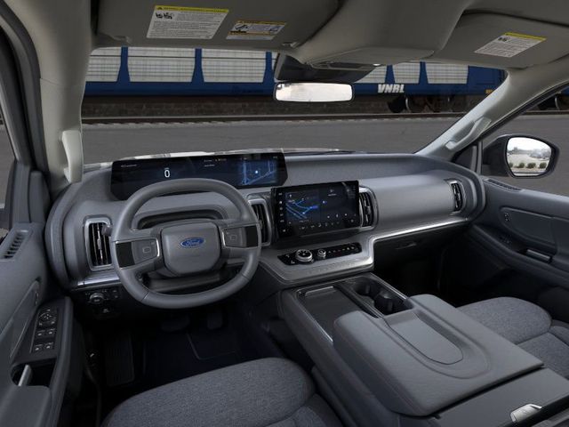 Thumbnail: 2025 Ford Expedition - 9