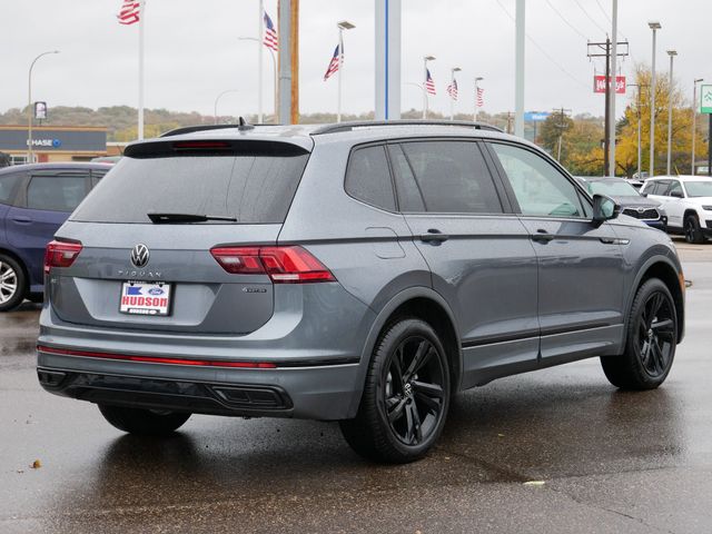 Thumbnail: 2024 Volkswagen Tiguan - 16