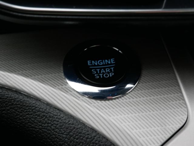 Thumbnail: 2022 Ford Explorer - 16