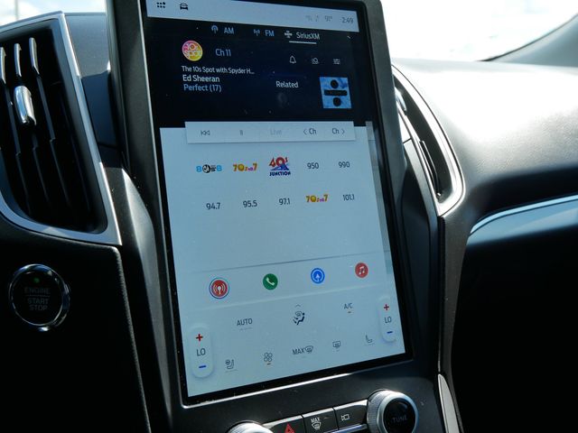 Thumbnail: 2022 Ford Edge - 11