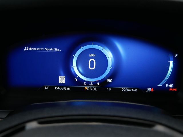 Thumbnail: 2022 Ford Explorer - 32