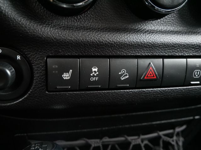 Thumbnail: 2017 Jeep Wrangler - 25