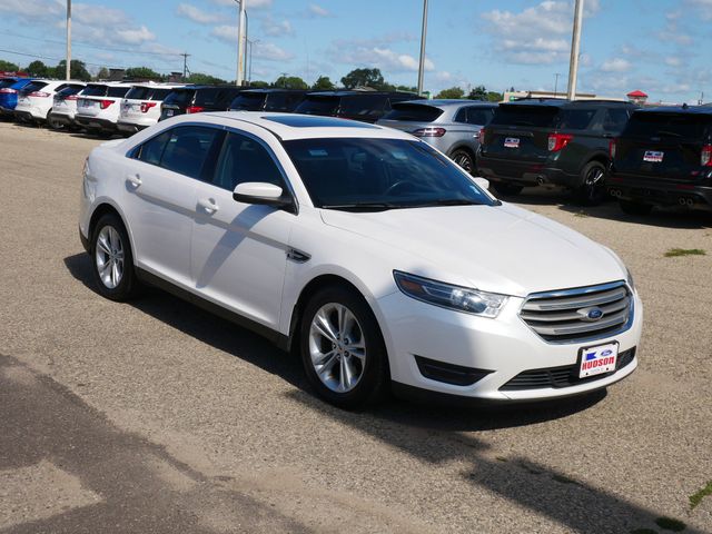 Thumbnail: 2014 Ford Taurus - 18