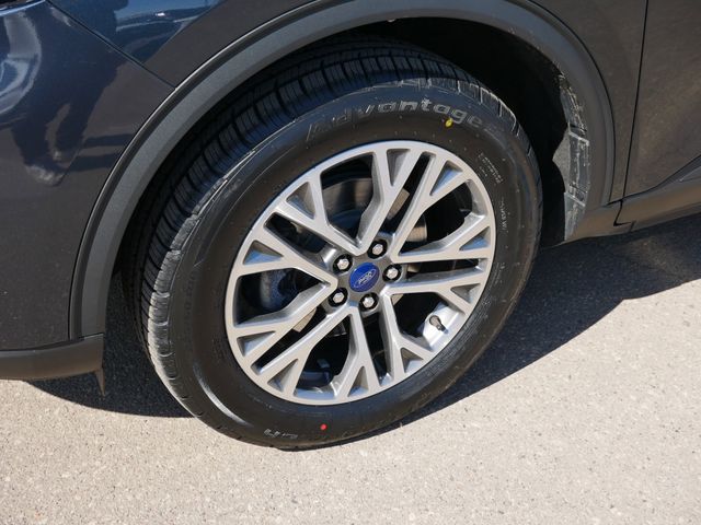 Thumbnail: 2022 Ford Escape - 22