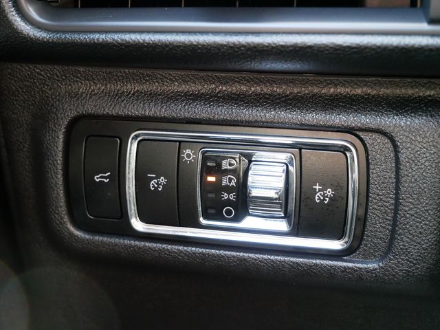 Thumbnail: 2023 Lincoln Corsair - 15