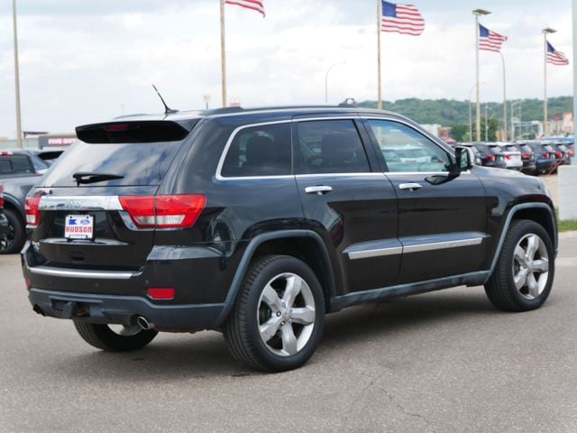 Thumbnail: 2011 Jeep Grand Cherokee - 18