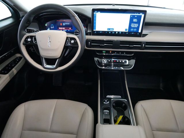 Thumbnail: 2025 Lincoln Corsair - 14