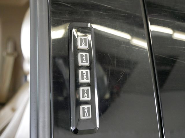 Thumbnail: 2016 Ford F-150 - 15