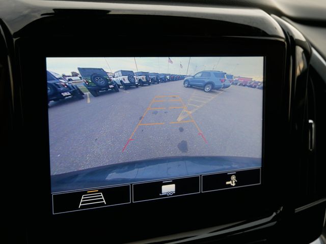 Thumbnail: 2021 Chevrolet Traverse - 30