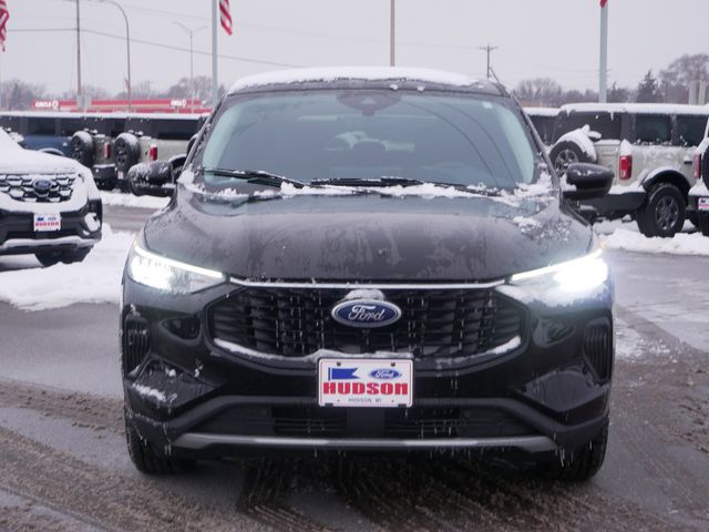 Thumbnail: 2023 Ford Escape - 23