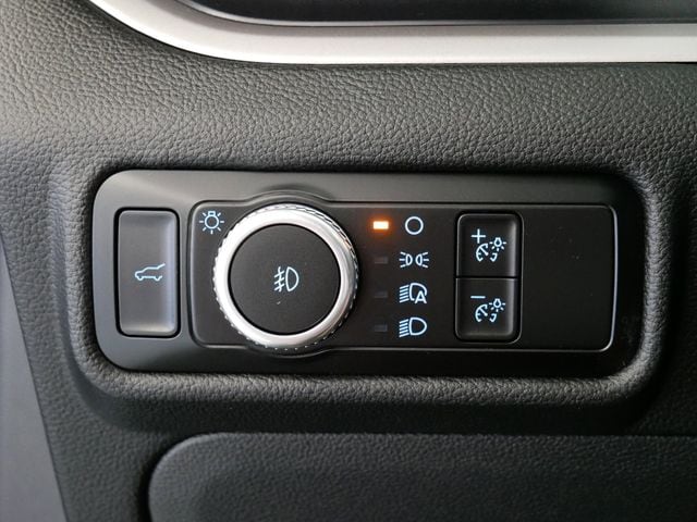 Thumbnail: 2023 Ford Explorer - 19