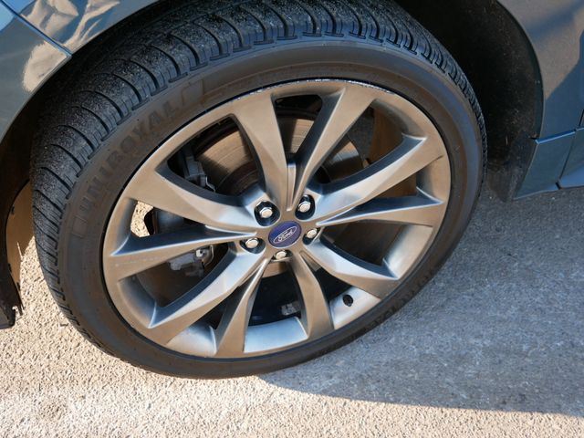 Thumbnail: 2016 Ford Edge - 24