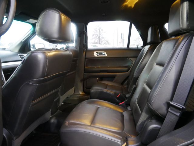 Thumbnail: 2015 Ford Explorer - 5