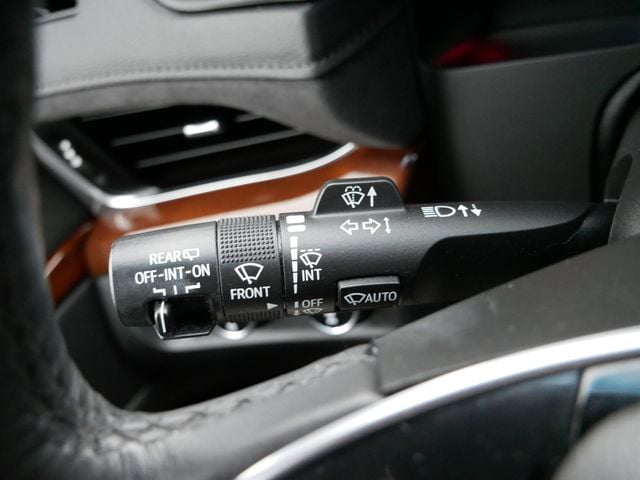 Thumbnail: 2020 Cadillac Escalade - 28