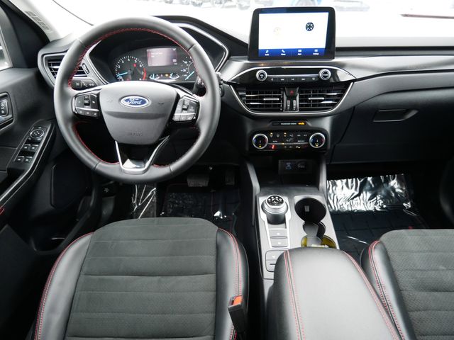 Thumbnail: 2022 Ford Escape - 8