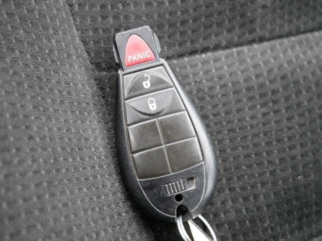 Thumbnail: 2016 Dodge Grand Caravan - 15