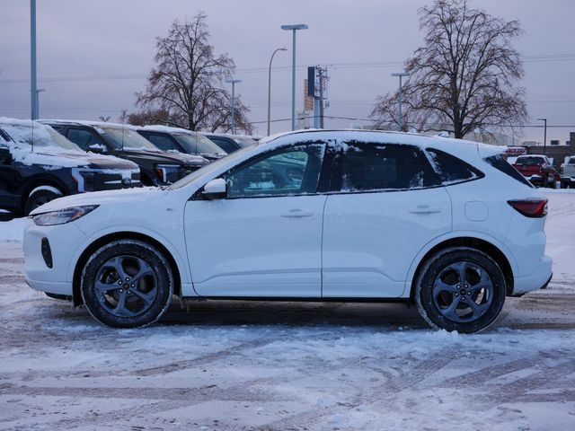 Thumbnail: 2023 Ford Escape - 2