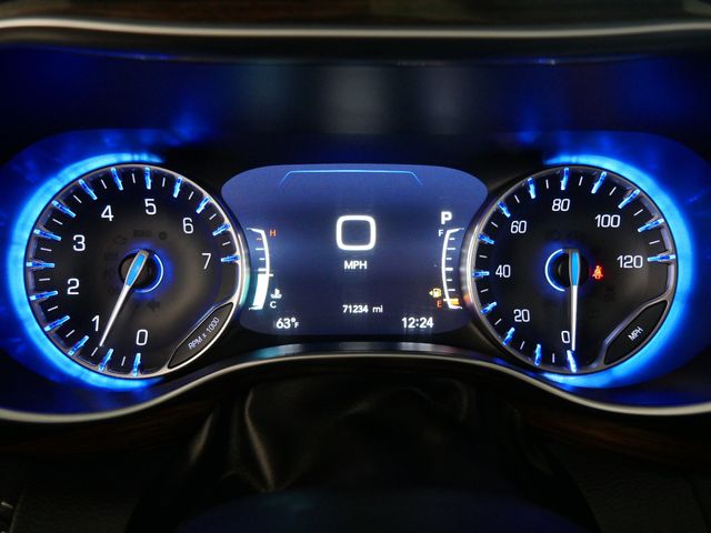 Thumbnail: 2023 Chrysler Pacifica - 28