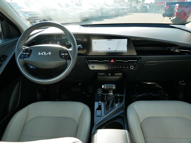 Thumbnail: 2024 Kia Niro - 7