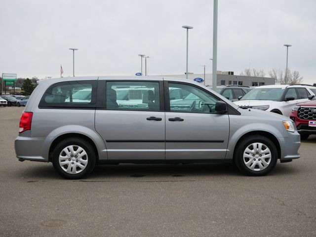 Thumbnail: 2016 Dodge Grand Caravan - 18