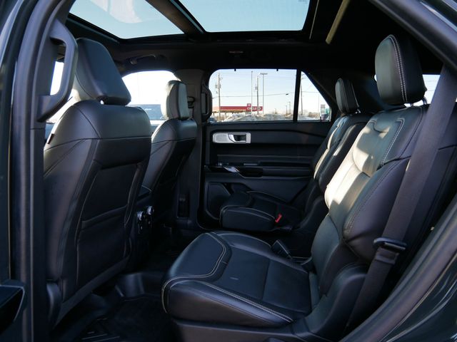 Thumbnail: 2022 Ford Explorer - 5