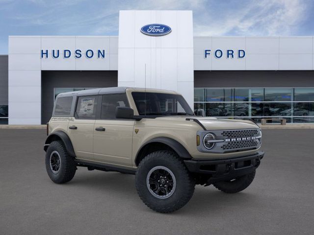 Thumbnail: 2025 Ford Bronco - 7