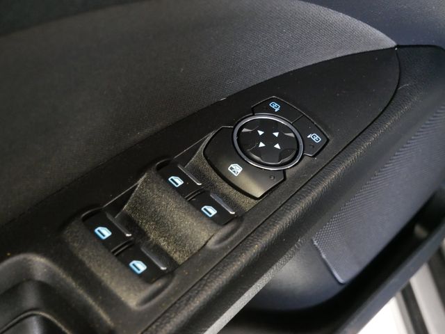 Thumbnail: 2019 Ford Fusion - 13