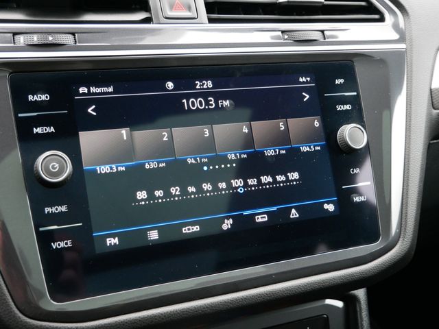 Thumbnail: 2024 Volkswagen Tiguan - 9