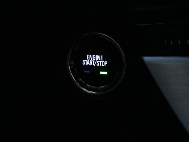 Thumbnail: 2019 GMC Yukon XL - 17