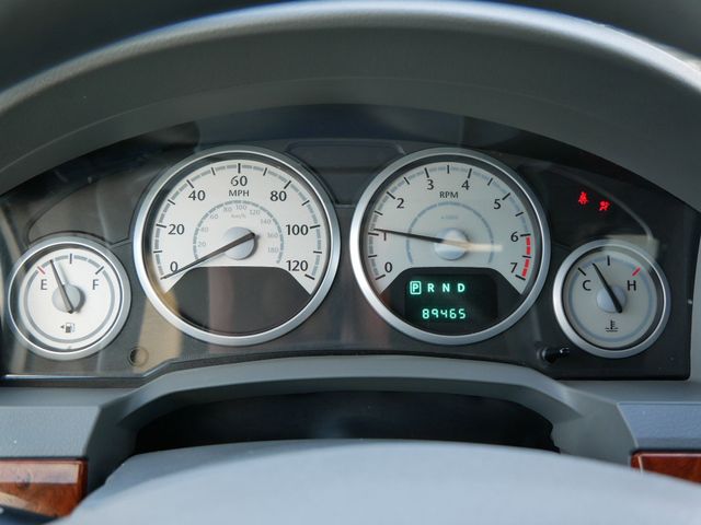 Thumbnail: 2008 Chrysler Town & Country - 28