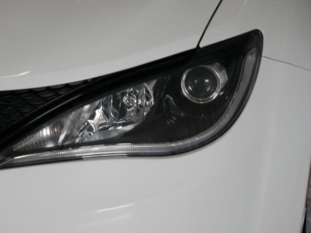 Thumbnail: 2019 Chrysler Pacifica - 5