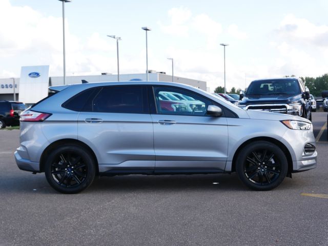 Thumbnail: 2022 Ford Edge - 20