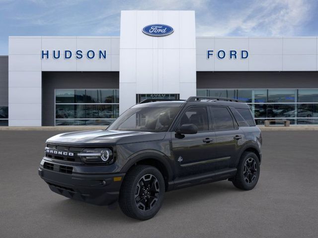 2024 Ford Bronco Sport Outer Banks -
                  Hudson, WI
