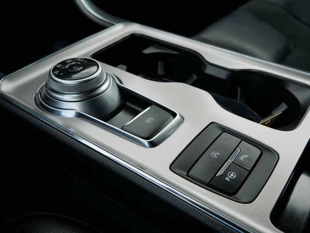 Thumbnail: 2024 Ford Edge - 15