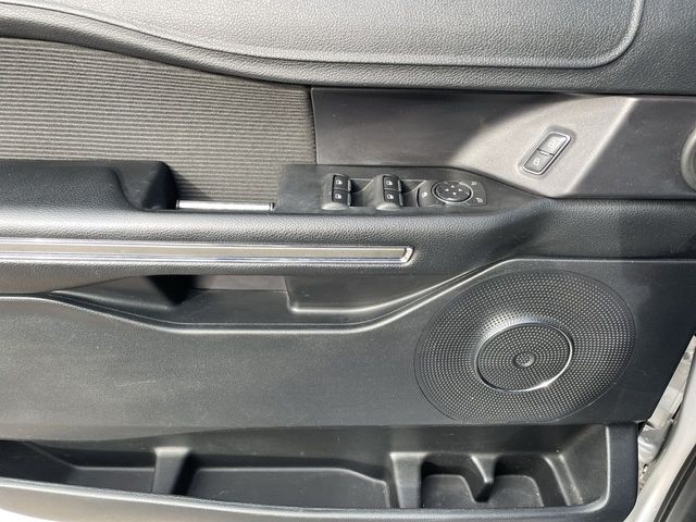 Thumbnail: 2019 Ford Expedition - 33