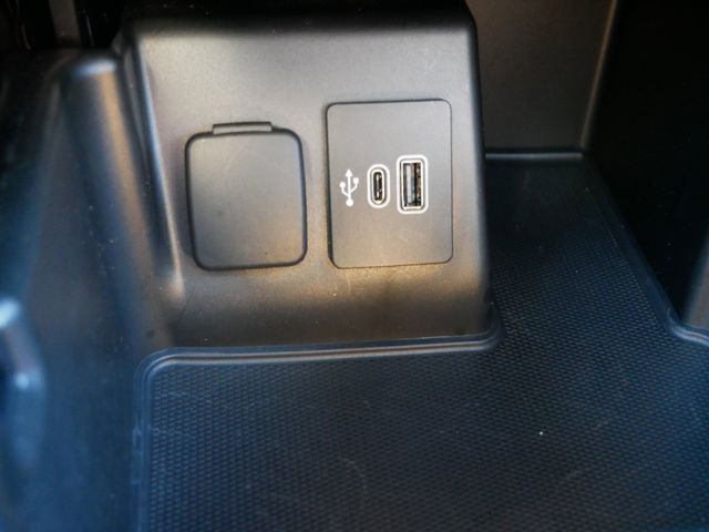 Thumbnail: 2025 Ford Explorer - 13