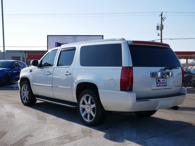 Thumbnail: 2014 Cadillac Escalade - 3