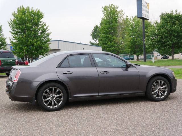 Thumbnail: 2014 Chrysler 300 - 18