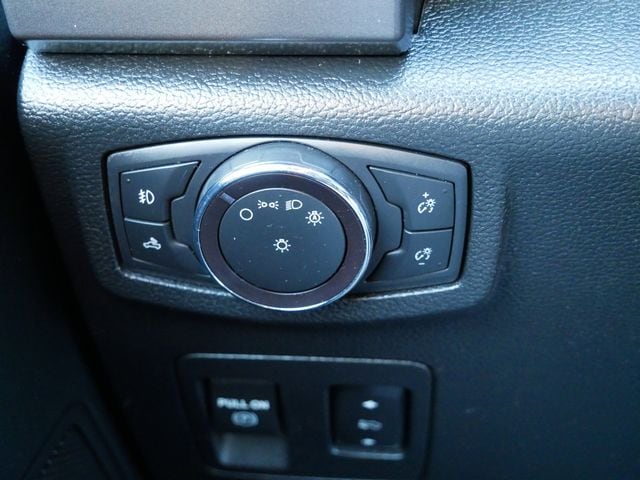 Thumbnail: 2019 Ford F-150 - 17