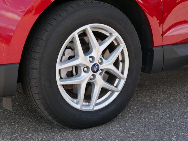 Thumbnail: 2022 Ford Edge - 23