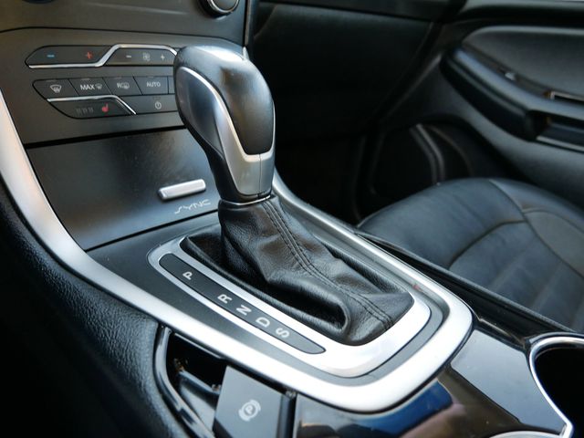 Thumbnail: 2015 Ford Edge - 13