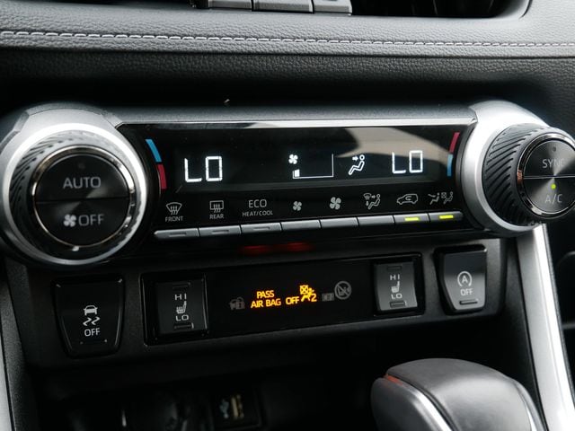 Thumbnail: 2024 Toyota RAV4 - 10