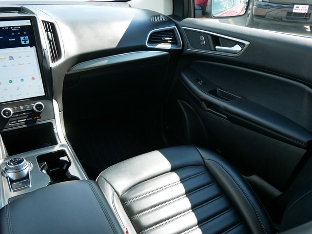 Thumbnail: 2022 Ford Edge - 10