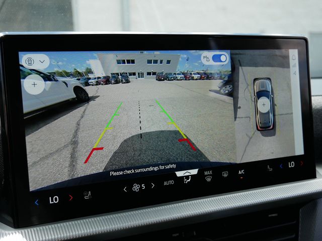 Thumbnail: 2025 Ford Explorer - 28