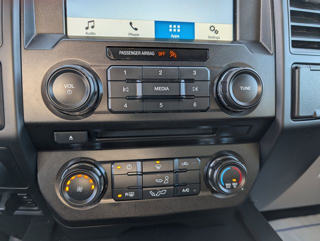 Thumbnail: 2018 Ford F-150 - 21