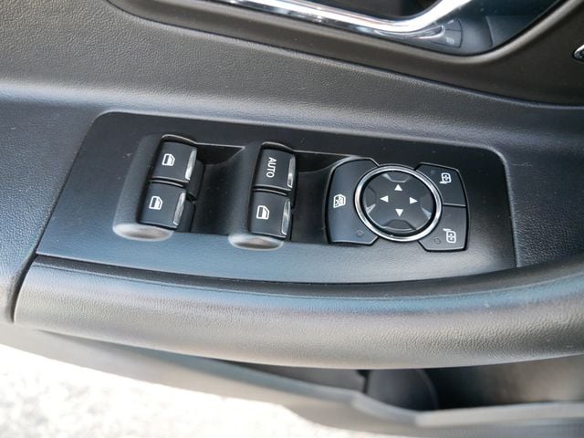 Thumbnail: 2014 Ford Taurus - 22