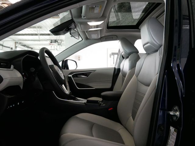 Thumbnail: 2025 Toyota RAV4 - 10