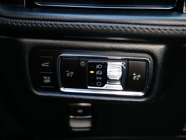 Thumbnail: 2023 Lincoln Corsair - 20